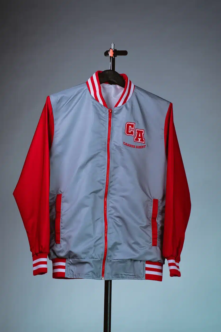 แจ็คเก็ตเสื้อรุ่น Career Club ด้านหน้า โลโก้ CA KDC SPORT