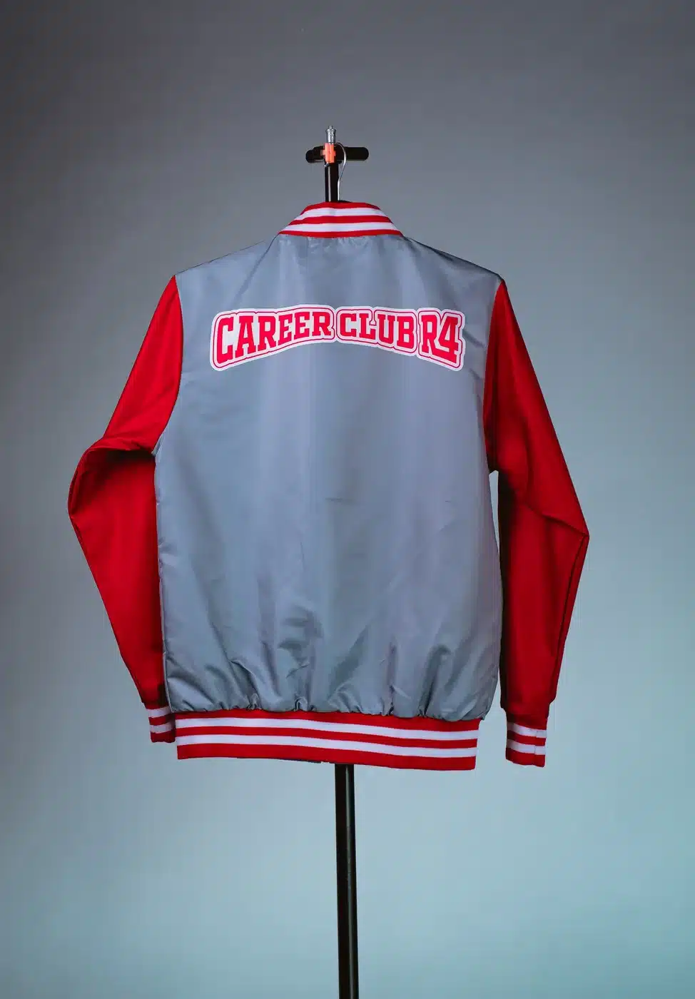 แจ็คเก็ตเสื้อรุ่น Career Club สีเทา-แดง KDC SPORT