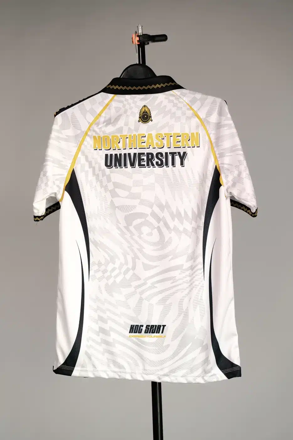 เสื้อทีมมหาวิทยาลัยภาคตะวันออกเฉียงเหนือ สีขาว พิมพ์ลายซับลิเมชัน KDC SPORT